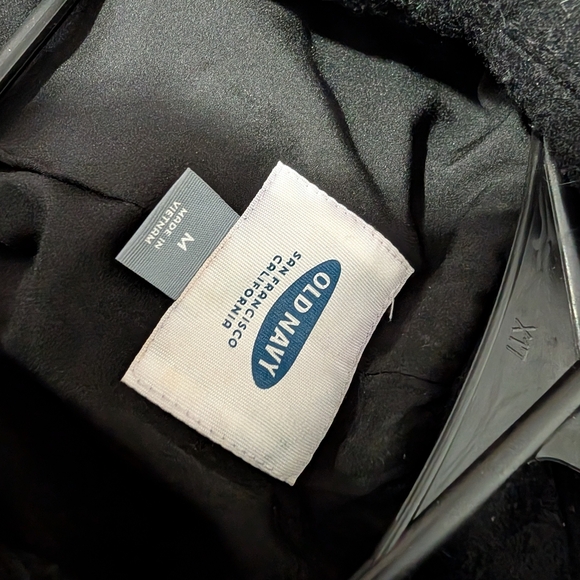 Women's Peacoat, size medium, black - Picture 2 of 3